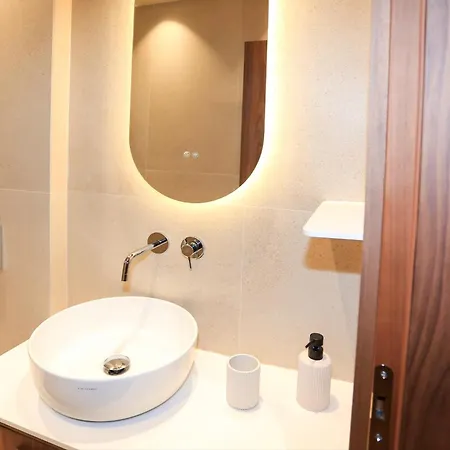 El Mar Villa Gerakini