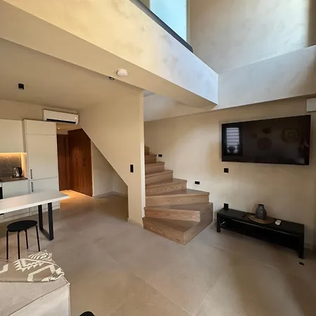 El Mar Villa Gerakini